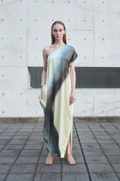 Look 10